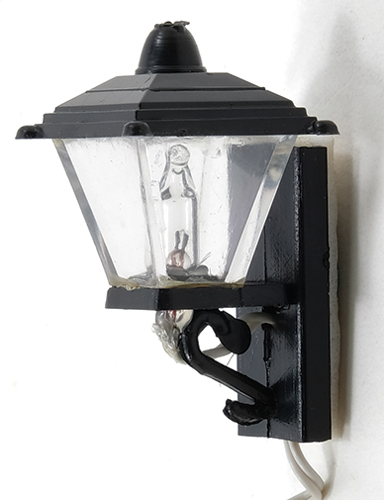 Dollhouse Miniature Black Coach Lamp, 3 Volt